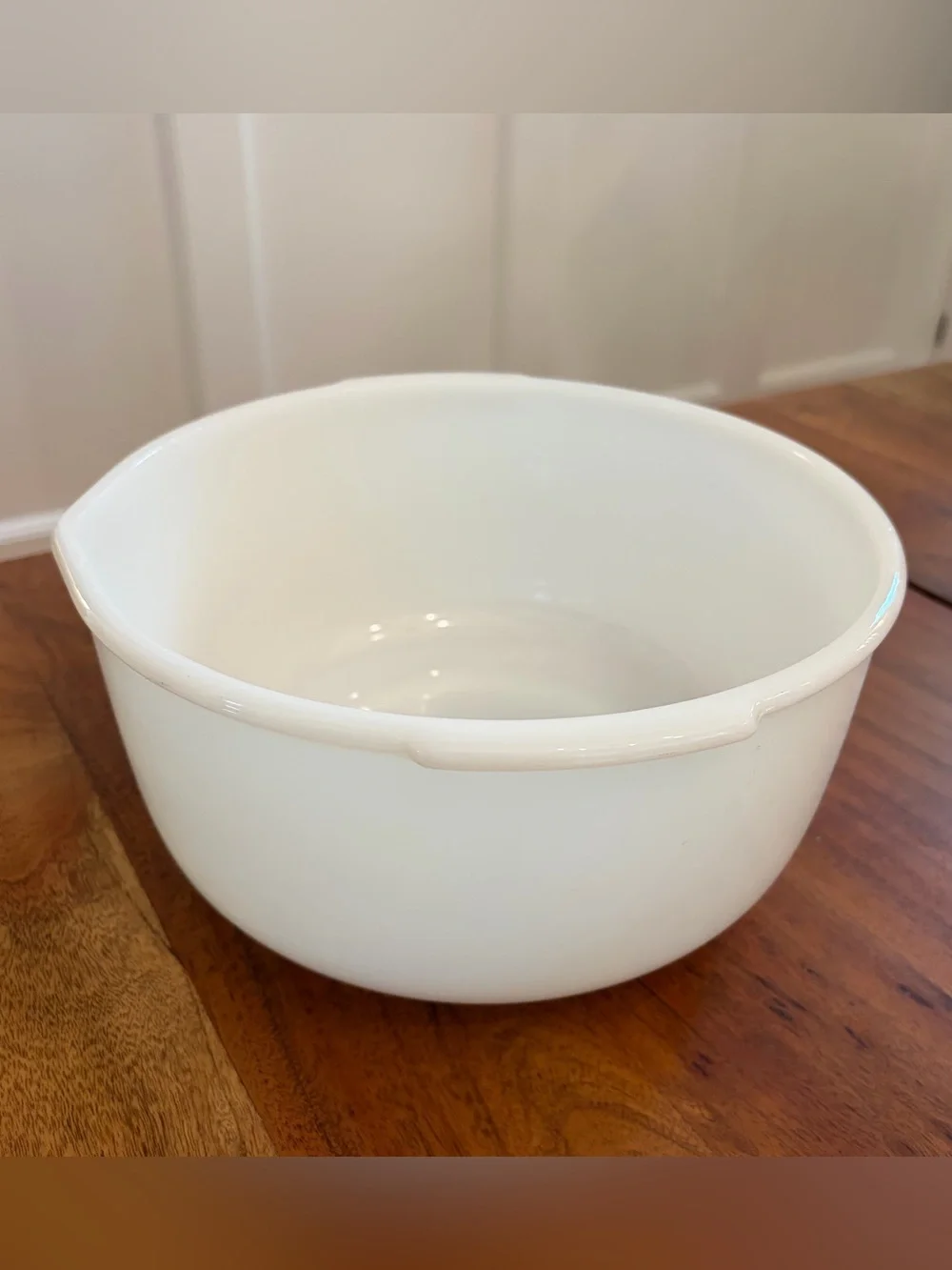 VTG Fire King Ware Sunbeam Mixmaster Large 3qt Milk Glass Mixing Bowl 9